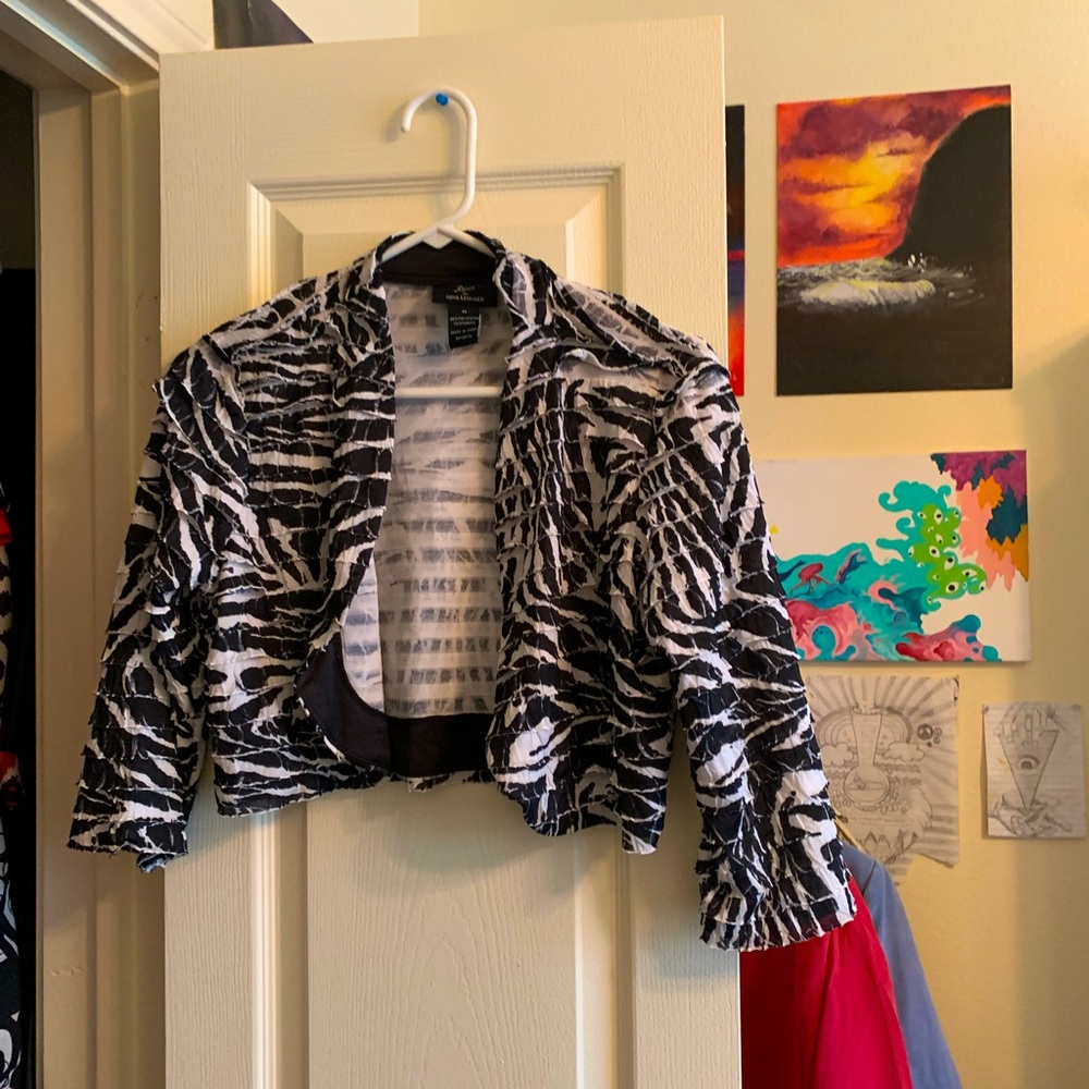 Lennie for Nina Leonard shrug
